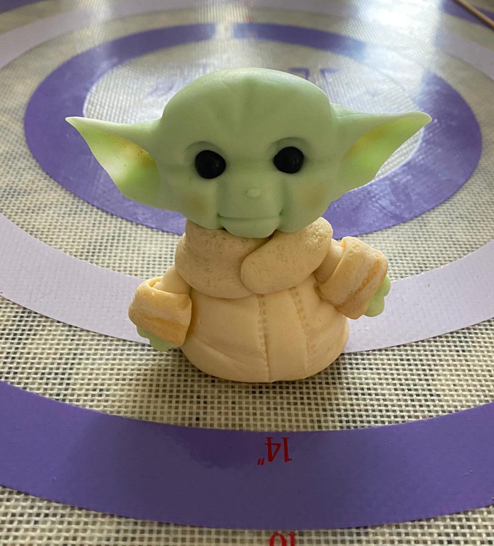 Baby Yoda Cake topper / Star Wars / Fondant / Yoda / Baby / Etsy