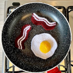 PAQUETE Desayuno: TOCINO y HUEVOS - patrón digital de crochet / desayuno dominical de crochet / juguete de comida de crochet para niños / desayuno cocinado de crochet