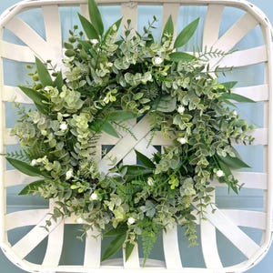 tobacco basket with greenery Farmhouse Tobacco Basket With Faux Greenery Wreath: Rustic Wall Decor