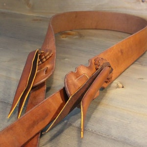 Custom Handcrafted Leather Guitar Strap - Blood Knot Main Strap