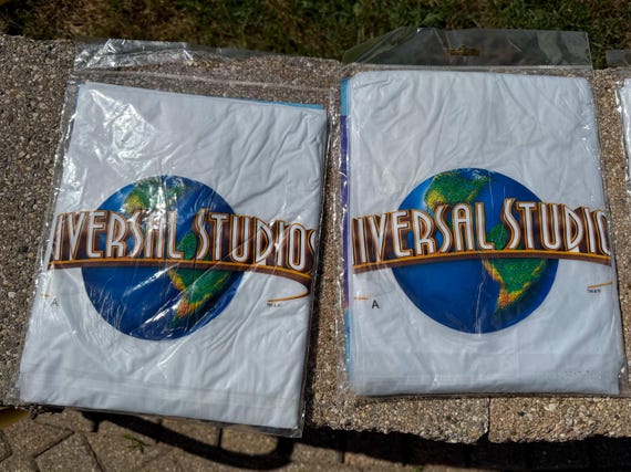 New Sealed Authentic Universal Studios Theme Park… - image 4