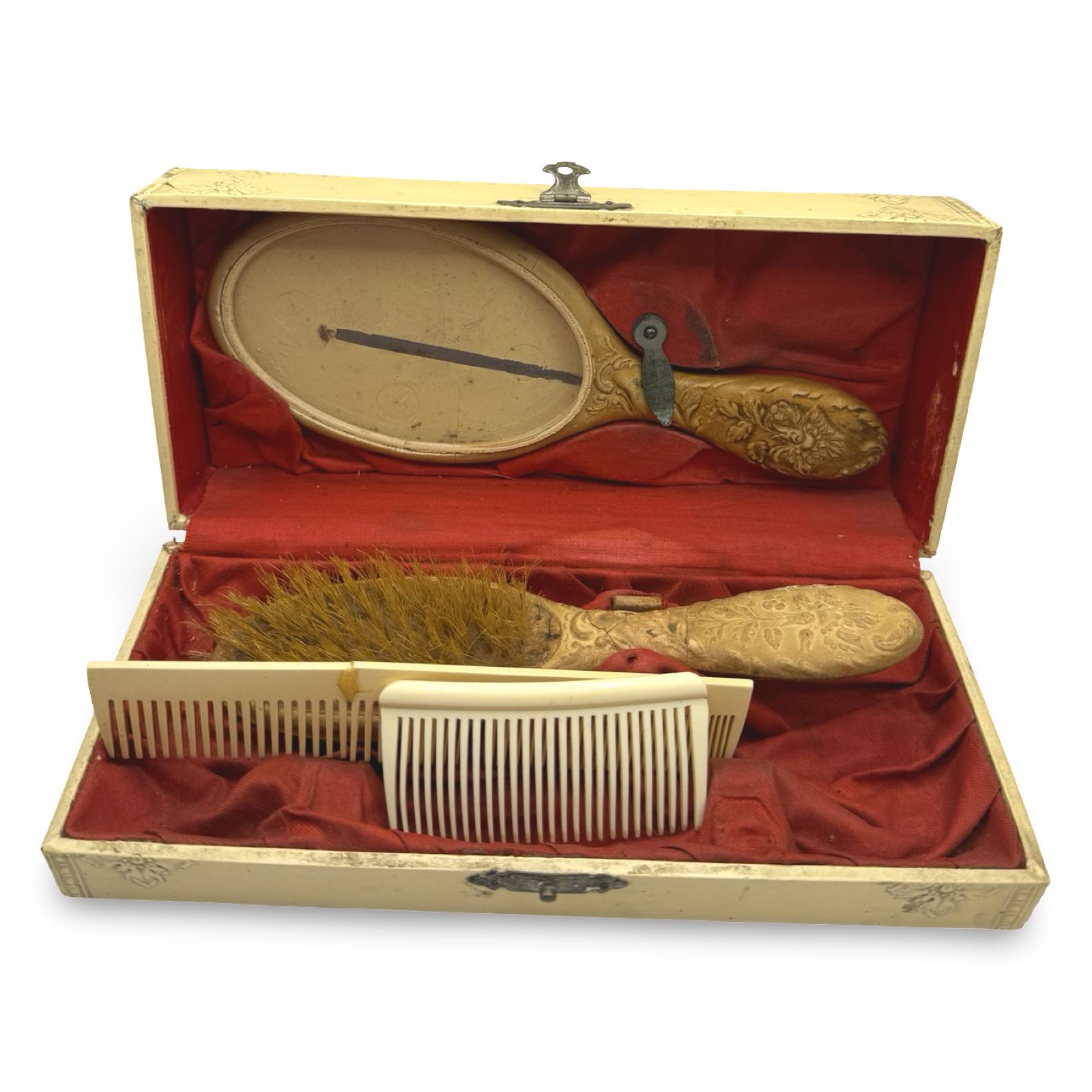 Antique Brush and Comb Set - Etsy display picture 1