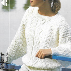 Patrón de tejido para suéter Aran estilo Dolman para mujer • 32-38" • Suéter de cuello redondo para mujer • Descarga instantánea en PDF • Patons Diploma Aran 8147