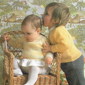 Baby Sweater Knitting Pattern • Easy Knit, Plain or Patterned • 16-24&quot; • PDF Download • Vintage Sirdar DK, Light Worsted, 8 Ply