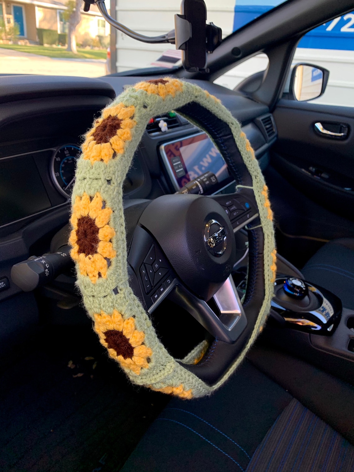 Crochet steering wheel cover | Etsy