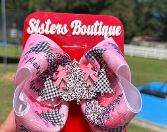 pink Christmas tree boutique bow, 5” , shaker on the middle