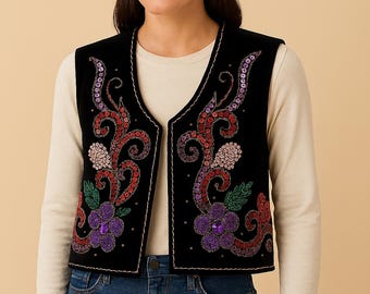 Bloemengilet / kralenwerk / zwart fluwelen vest/ moedercadeau