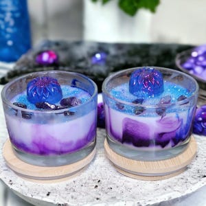 Handcrafted Soy Wickless Candle: Black Currant Scent, Crystals & Flower