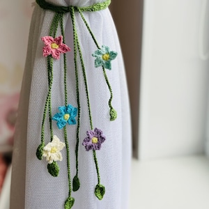 Flower Curtain Tieback: Cottagecore Nursery Decor, Green Kitchen Gift