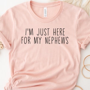 叔母シャツ 私は甥っ子のためにここにいる シャツ 叔母と甥っ子への贈り物 Tシャツ 面白い叔母シャツ 新しい未来の叔母 甥っ子からの贈り物