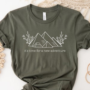 Travel Shirt For Woman Egypt Shirt Cute Vacation Shirt Travelling Shirt Woman Travel Gift Nature Lover Shirt Pyramid Shirt Camping T Shirt