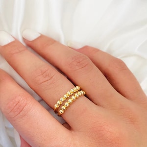 Gouden bal ring, dubbele band ring, captive kraal ring, kralen ring, bal ring, kralen ringen, goud gevulde ring, gouden kralen ring, fijne ring