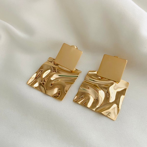 Gold Hammered Earrings, Elegant Earrings, Hammered Gold Earrings, Square Earrings, Geometric Earrings, Dangle Earrings, Hammered Earrings,