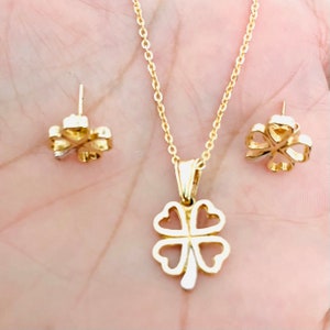 Lucky Four Leaf Clover Set, Clover Necklace & Earrings, Luck Charm Necklace, Clover Jewelry, Leaf Necklace, Minimalist Clover Set for Mom