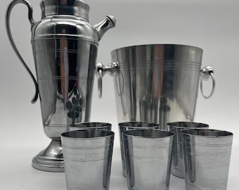 Vintage Farberware Cocktail Shaker Set with 6 Cups, Ice Bucket | Mid Century Modern Barware