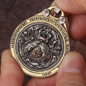 Scarab Mechanical hobo nickel Pendant, Men&#39;s Necklace, Sweater Chain, Skull Coin, Egyptian Pharaoh Lucky Collectible Coin