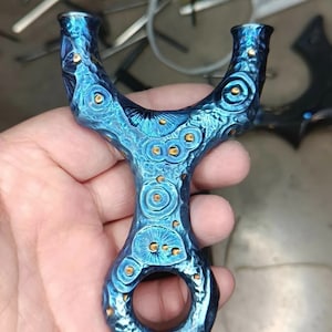 Titanium sling shot - Etsy 日本
