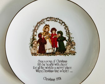 Holly Hobbie Collectible Christmas Plate - Commemorative Edition - Genuine Porcelain