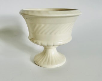 Vintage Haeger USA Cream Pedestal Urn Planter