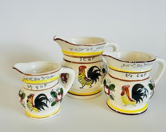 Vintage Royal Sealy Early Provincial Rooster and Roses Measuring Cups