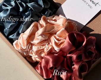 Pure Mulberry Silk scrunchie  -Set - Silk Scrunchies - Hair Accessories - Ponytail scrunchie  -  bridesmaid proposal - holiday gift -