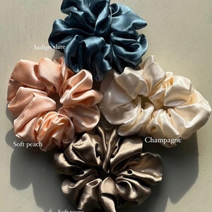 Reine Maulbeerseide Scrunchie Scrunchie Set Pferdeschwanz Scrunchie 100% Maulbeere Brautjungfer Geschenk Weihnachtsgeschenk Bild 5