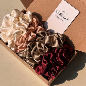 Pure Mulberry Silk scrunchie  -Set - Silk Scrunchies - Hair Accessories - Ponytail scrunchie  -  bridesmaid gift -Bridesmaid proposal   -