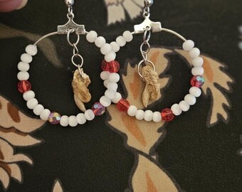 Opossum Toe Hoop Earrings with Red