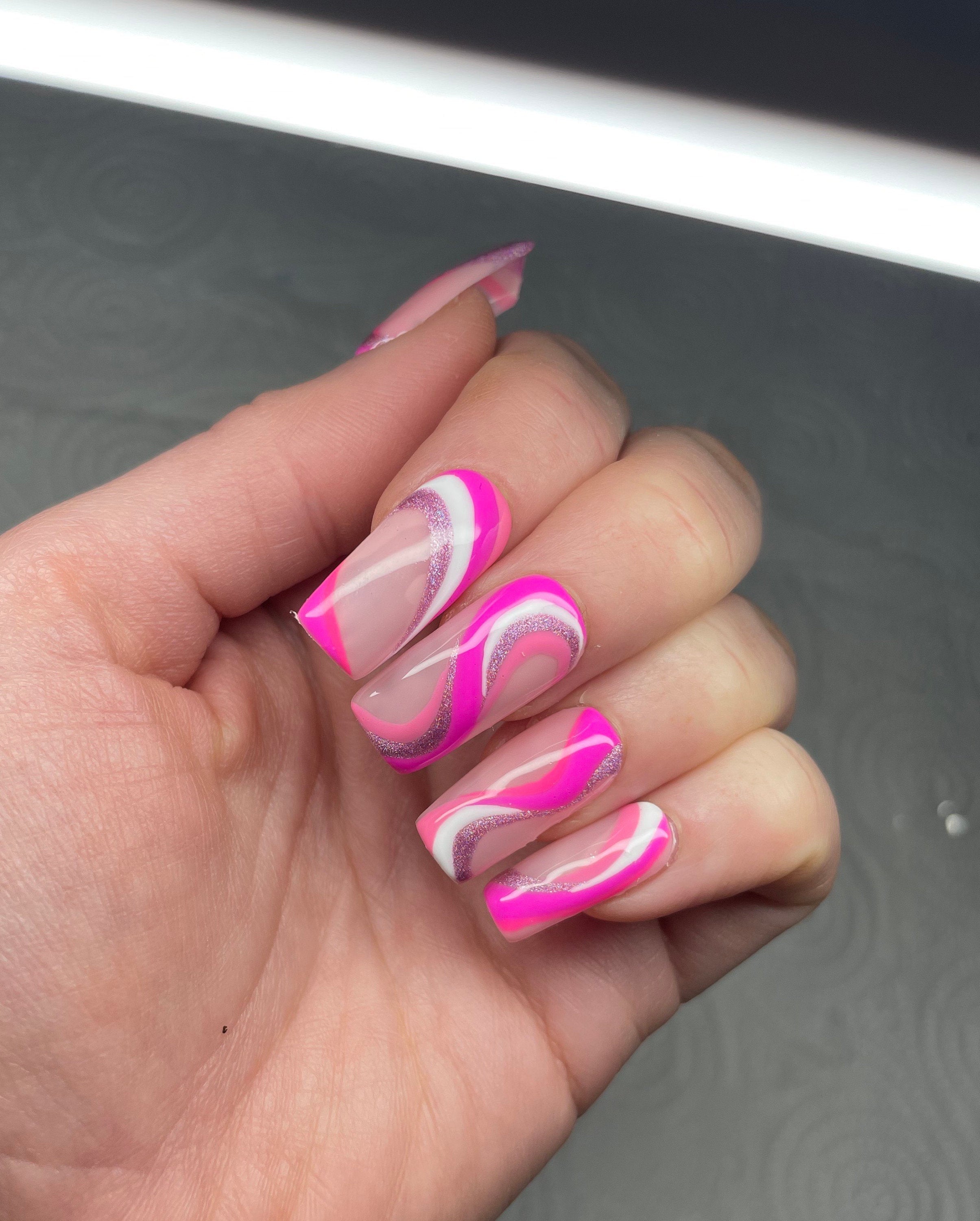 Press On Nails in Pink Swirl Wavy Abstract Nail Art False Etsy