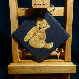 Hand Painted Bear Hanging Slate Plaque.