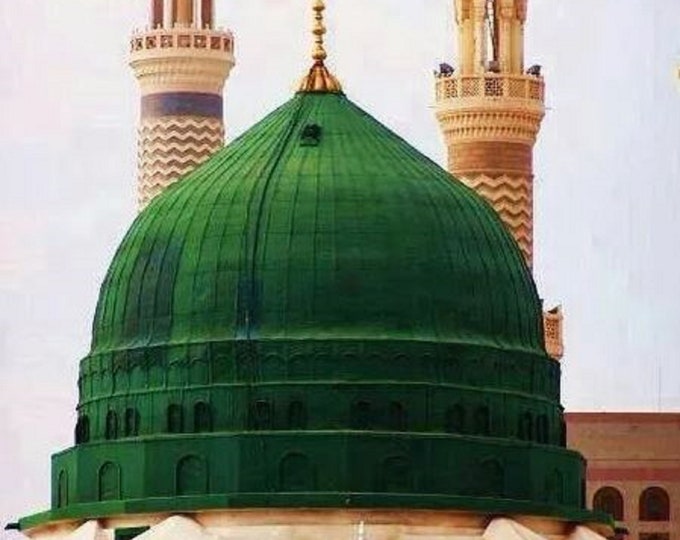 Certified original burial shroud from the tomb of Prophet Muhammad Sacred Prophetic Chamber Tapestry: