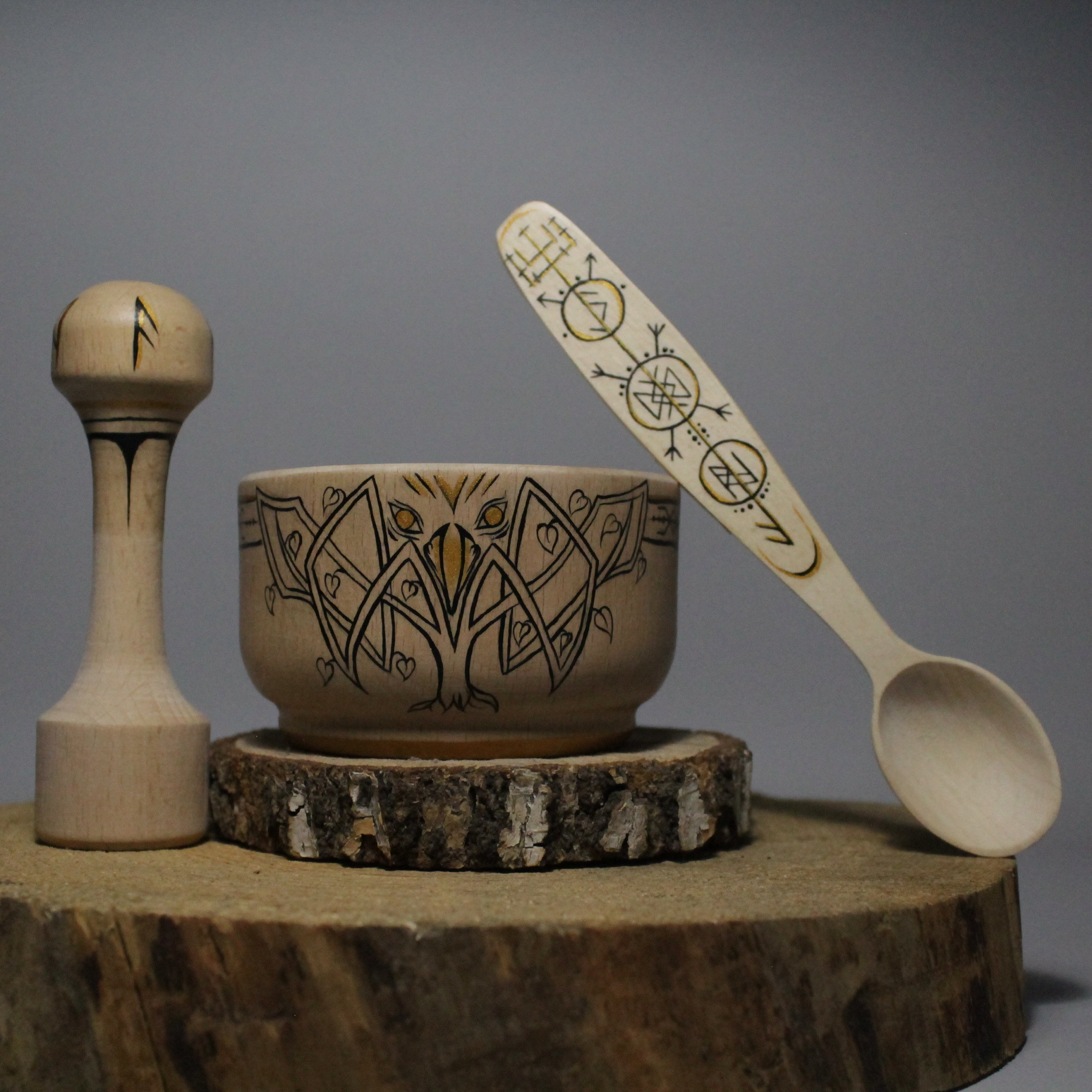 Mortar and Pestle Set With Viking Raven. Herb Grinder. Carved Wooden