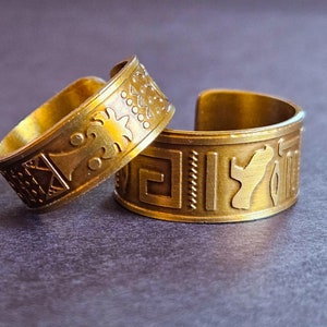 Egyptian Artisans jewelry - Hieroglyphs Statement Unisex Ring