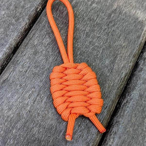 Custom Paracord Trilobite Key Fob Zipper Pull - Unique Gift