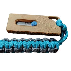 Cobra Stitch Paracord Lanyard: Two-Tone Style (Custom Loop Size)