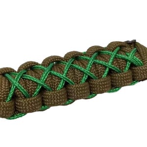 Custom Cobra Decorative Stitch Paracord Lanyard: Durable, Decorative Colors
