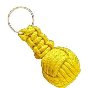 Custom Monkey Fist Keychain: Short Cobra Stitch, Durable Paracord