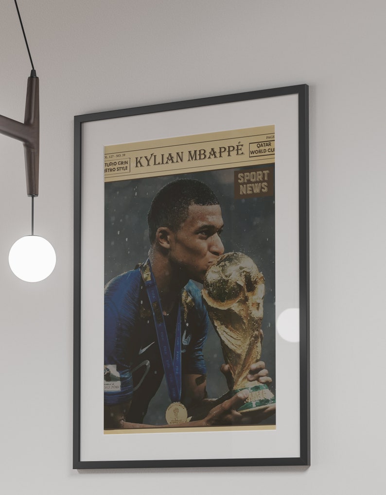 Poster Sur Toile Kylian Mbappé 40x60 Cm - Décoration Murale Sport Pour Chambre Ou Salon