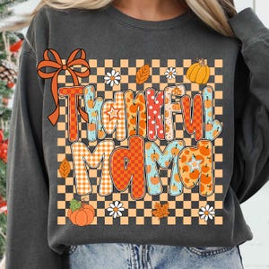 Preppy Thankful Mama Png, Fall Png, Autumn Season png, Cozy Season png, Thankful Mama Coquette Bow Checkered Design, Retro Thanksgiving Png