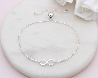 Bracelet infinity en argent sterling et zircone cubique