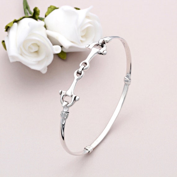 Sterling silver snaffle bangle Sterling silver snaffle bangle
