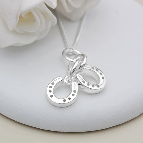 スターリングシルバーダブルホースシューペンダント - Etsy 日本