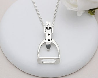 Sterling Silver Stirrup Necklace