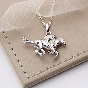 Sterlingzilveren ketting renpaard en jockey