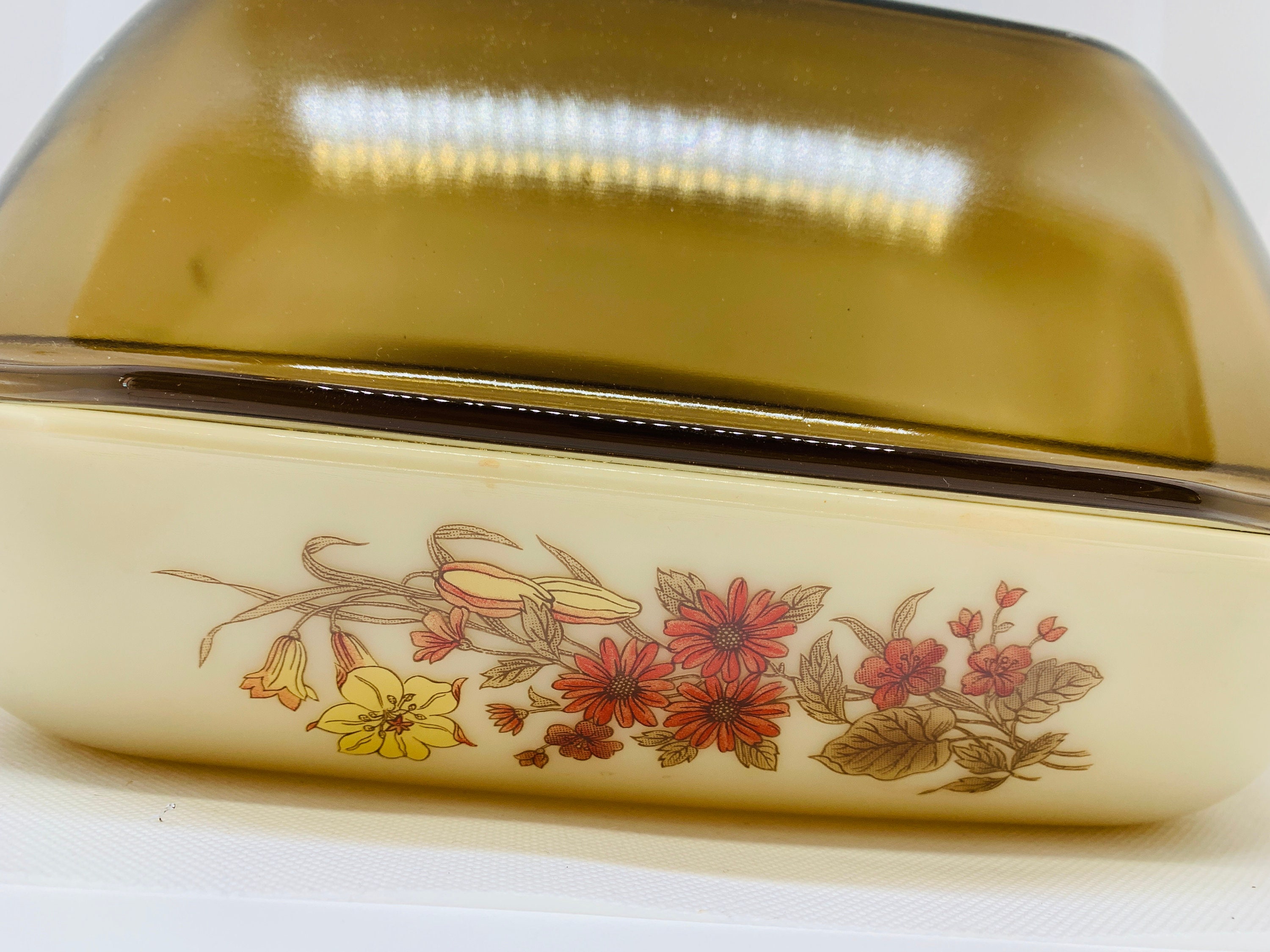 Vintage Pyrex Harvest Spray Chicken Casserole/easy Roast Lidded Dish