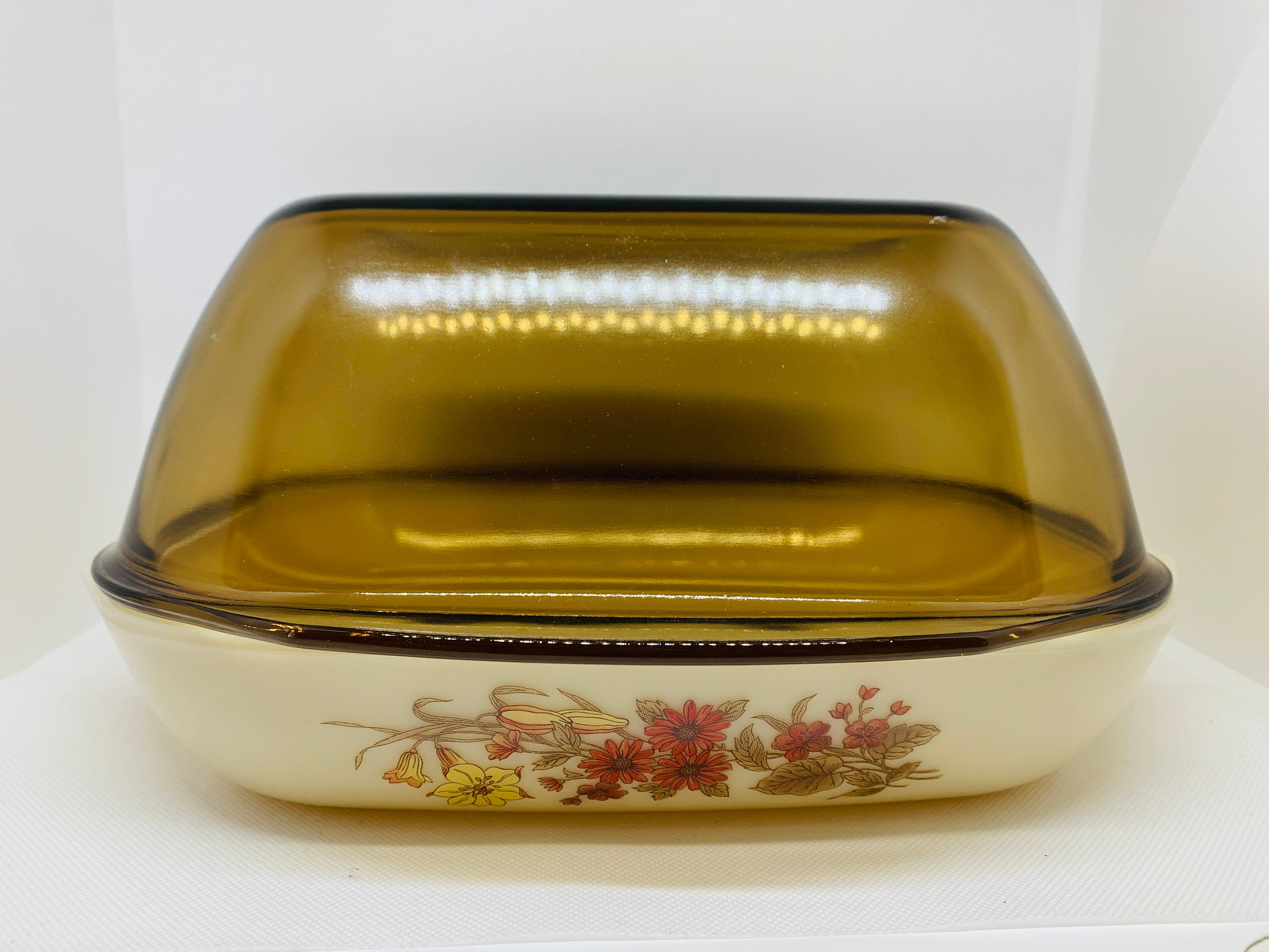 Vintage Pyrex Harvest Spray Chicken Casserole/easy Roast Lidded Dish