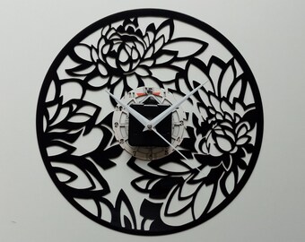 Wanduhr Vinyl Schallplatte Laserschneiden LOTUS BLUMEN