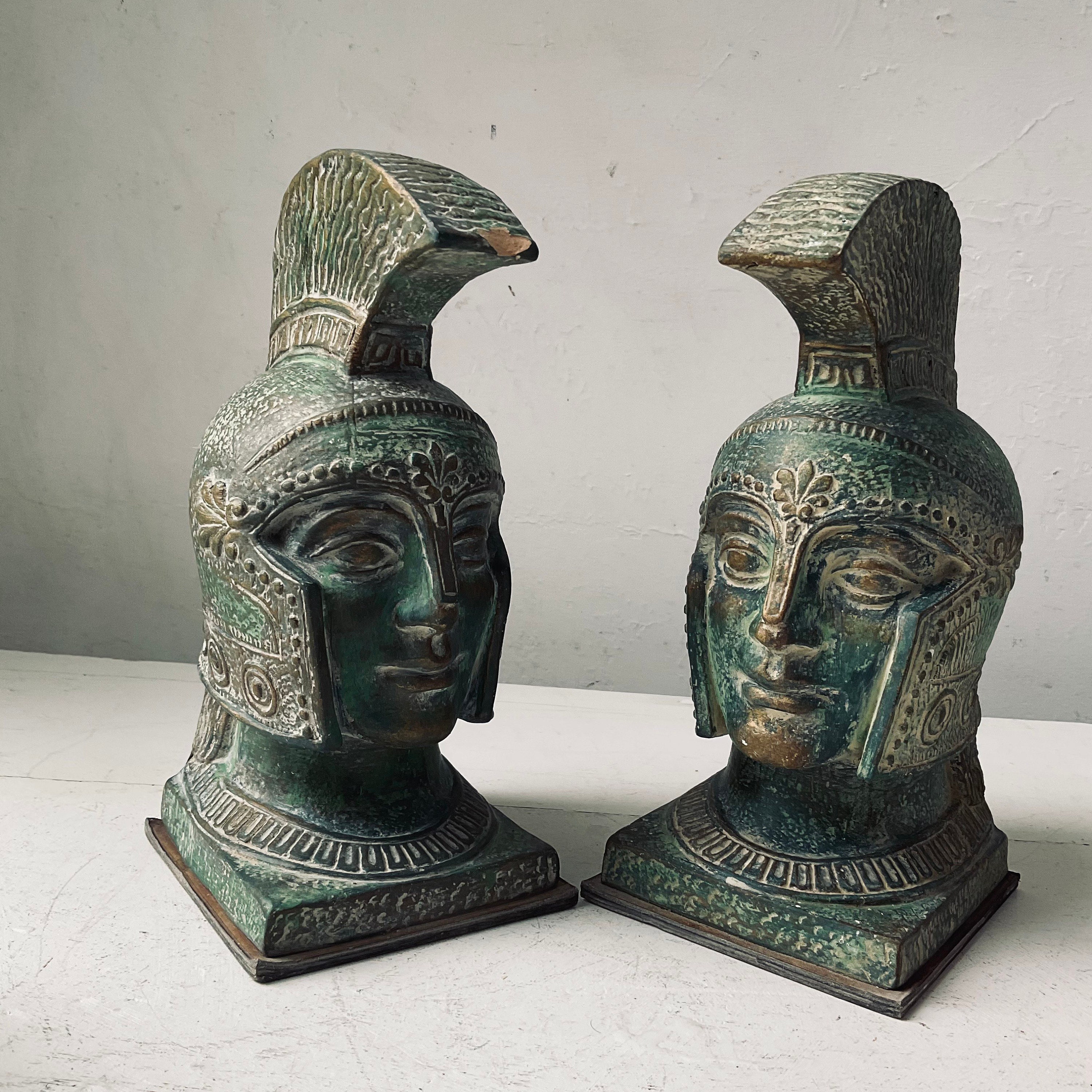 Grands Serre-Livres de Soldats Romains Italiens Du Milieu Siècle