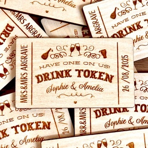 Fichas de bebida personalizadas para boda, entradas para bebidas de barra de madera cortadas con láser, recuerdo de mesa de boda moderno, recuerdo grabado para invitados