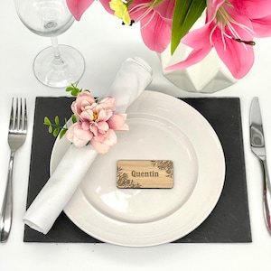 Nomes de lugares de casamento de madeira, lembranças personalizadas cortadas a laser, linda decoração de mesa rústica de carvalho ou nogueira, plano de assentos para festas